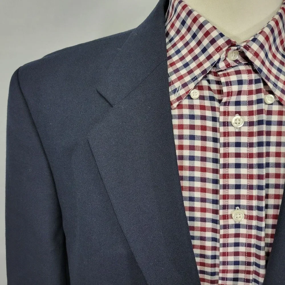 Stafford Men's Sport Coat‎ Blazer Two Button Navy Blue Polyester Wool Size 44L